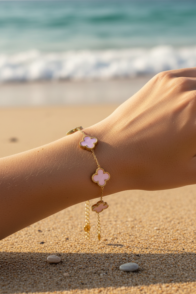 Bracelet trèfles roses dorés - poignet plage