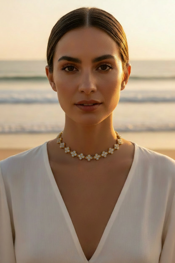 Collier trèfles ras du cou